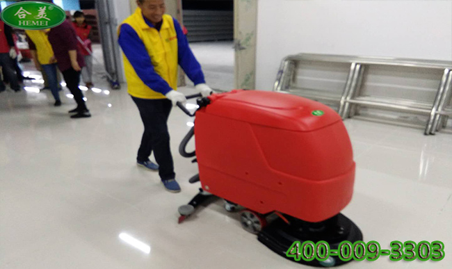 为什么医院都选择用合美全自动洗地机？