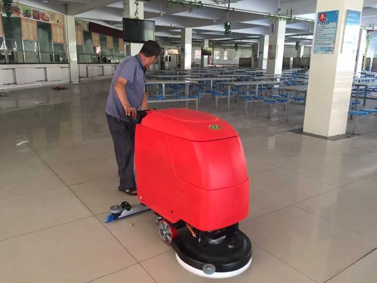 手推式洗地机价格大概要多少钱？